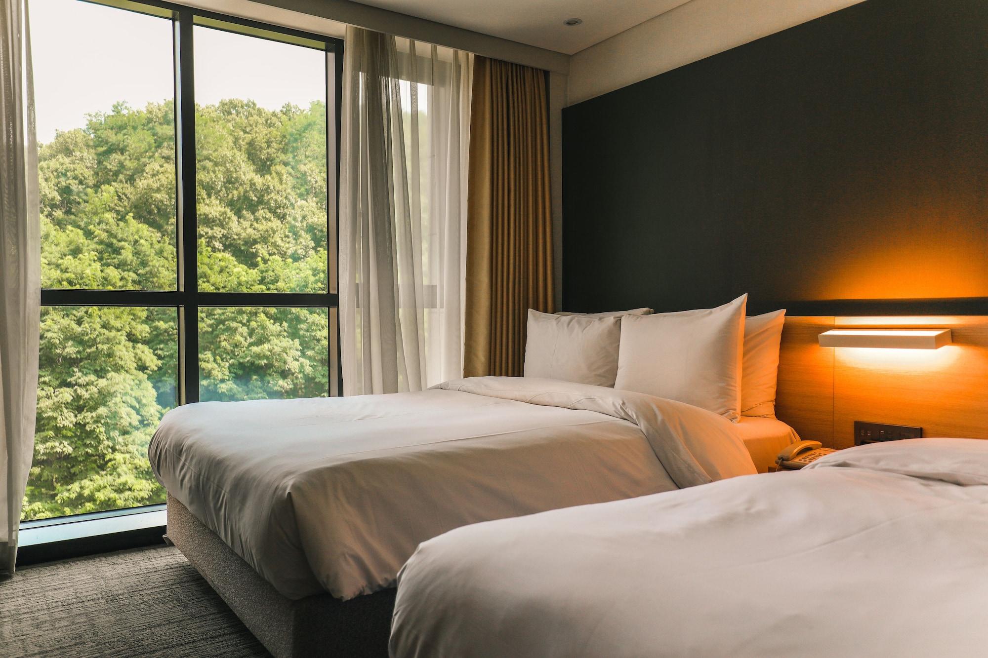 On City Hotel Чхонан Экстерьер фото