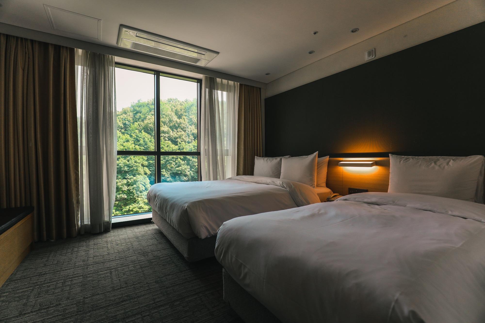 On City Hotel Чхонан Экстерьер фото